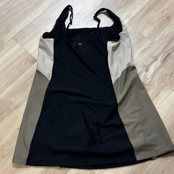 Abercrombie YPB sculptLUX Mini Dress - Picture 6 of 7